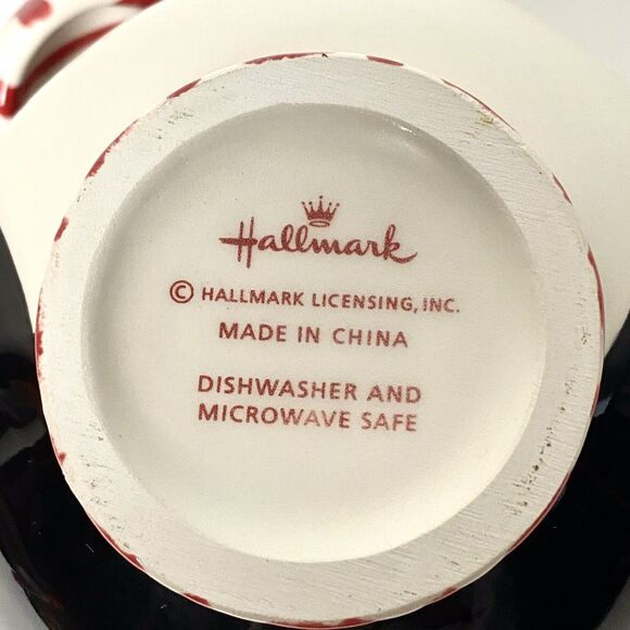 Hallmark 2007 Colorful Ceramic Penguin Shaped Bowl Dish Holiday Hosting Hostess - Picture 11 of 13